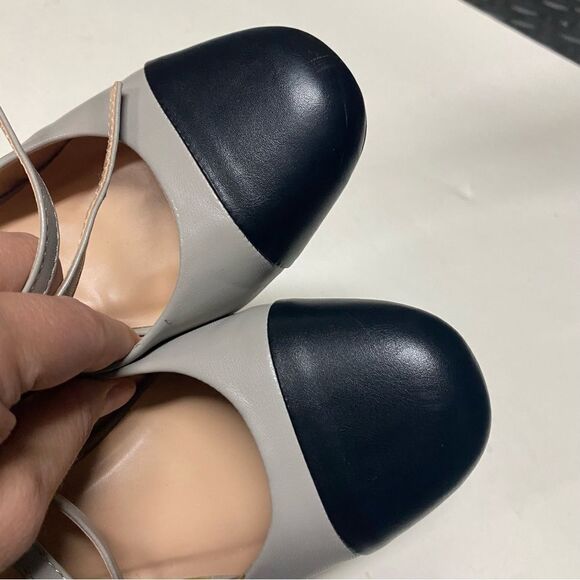 Journee Collection Rory heeled Mary Jane Pumps gray black toe vintage vibe 9 - Picture 8 of 10